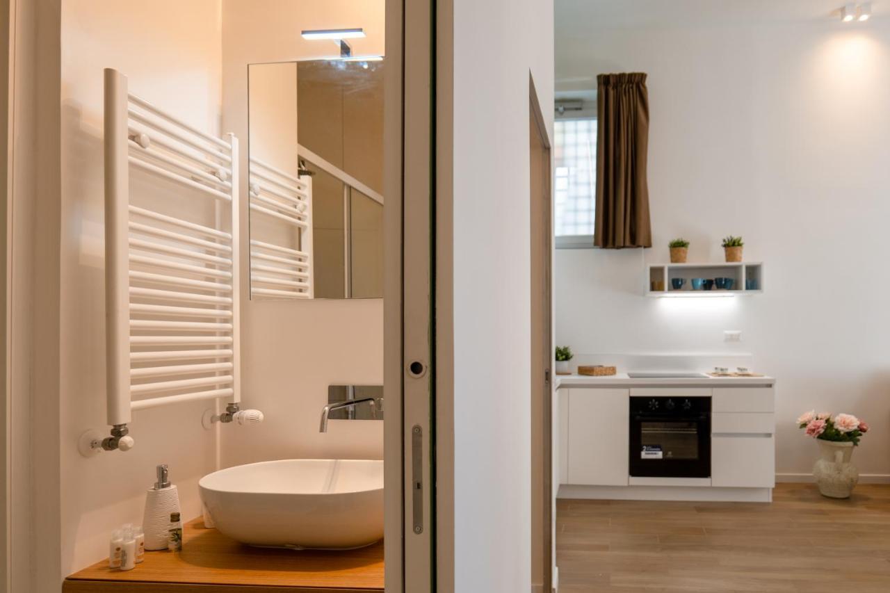 Relais Palazzo Olimpia - Corso Vittorio Emanuele Apartment Salerno Luaran gambar
