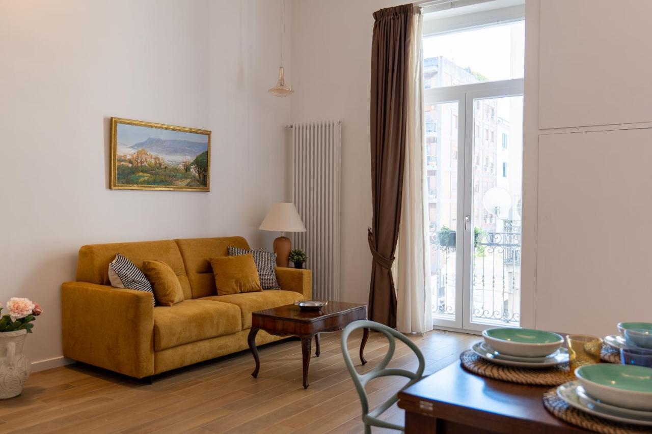 Relais Palazzo Olimpia - Corso Vittorio Emanuele Apartment Salerno Luaran gambar