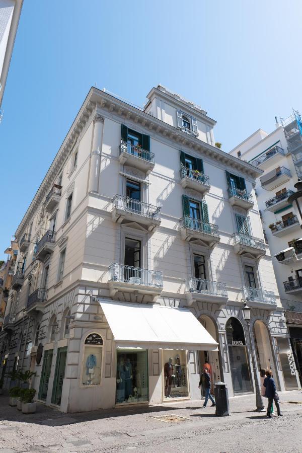 Relais Palazzo Olimpia - Corso Vittorio Emanuele Apartment Salerno Luaran gambar