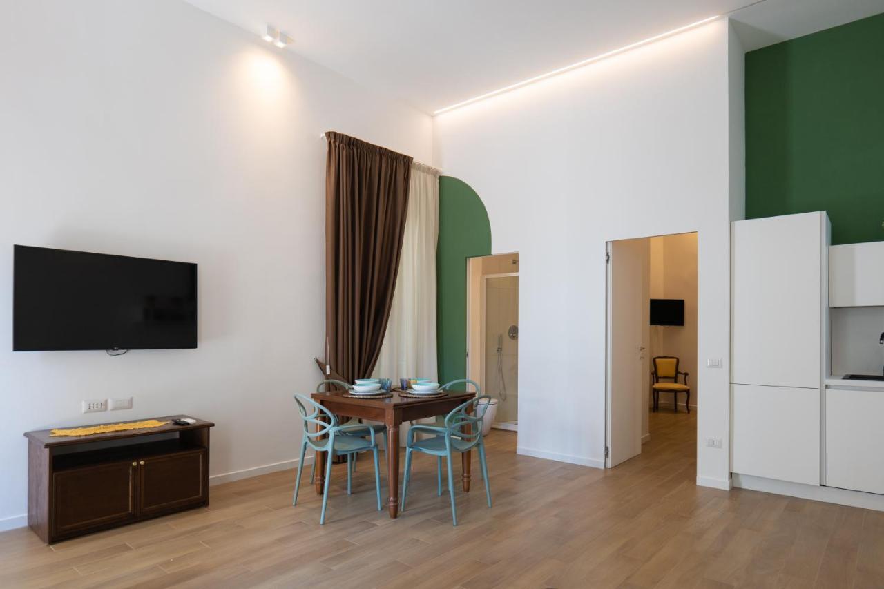 Relais Palazzo Olimpia - Corso Vittorio Emanuele Apartment Salerno Luaran gambar